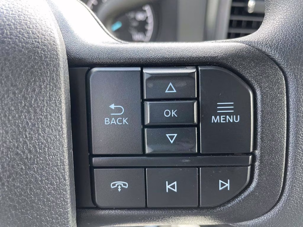 2026 Oxford White Ford Super Duty F-350 DRW XL RWD Chassis