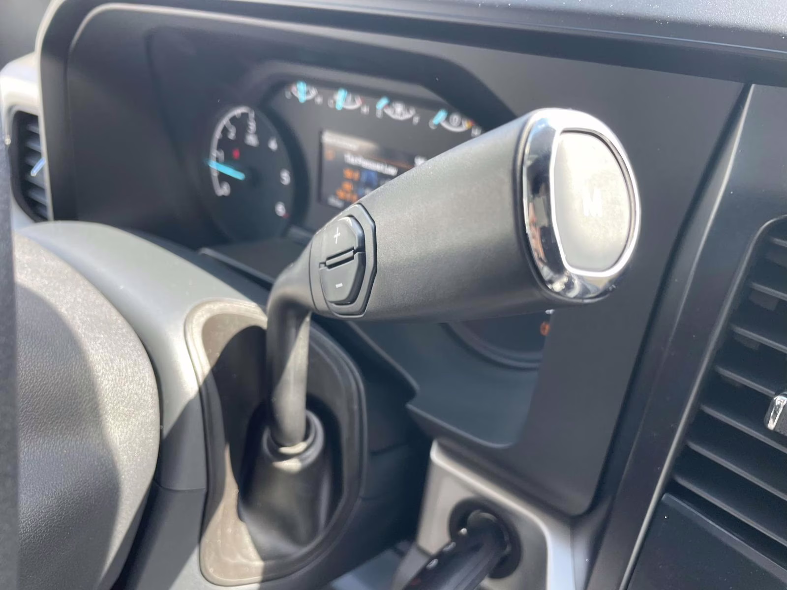 2026 Oxford White Ford Super Duty F-350 DRW XL RWD Chassis