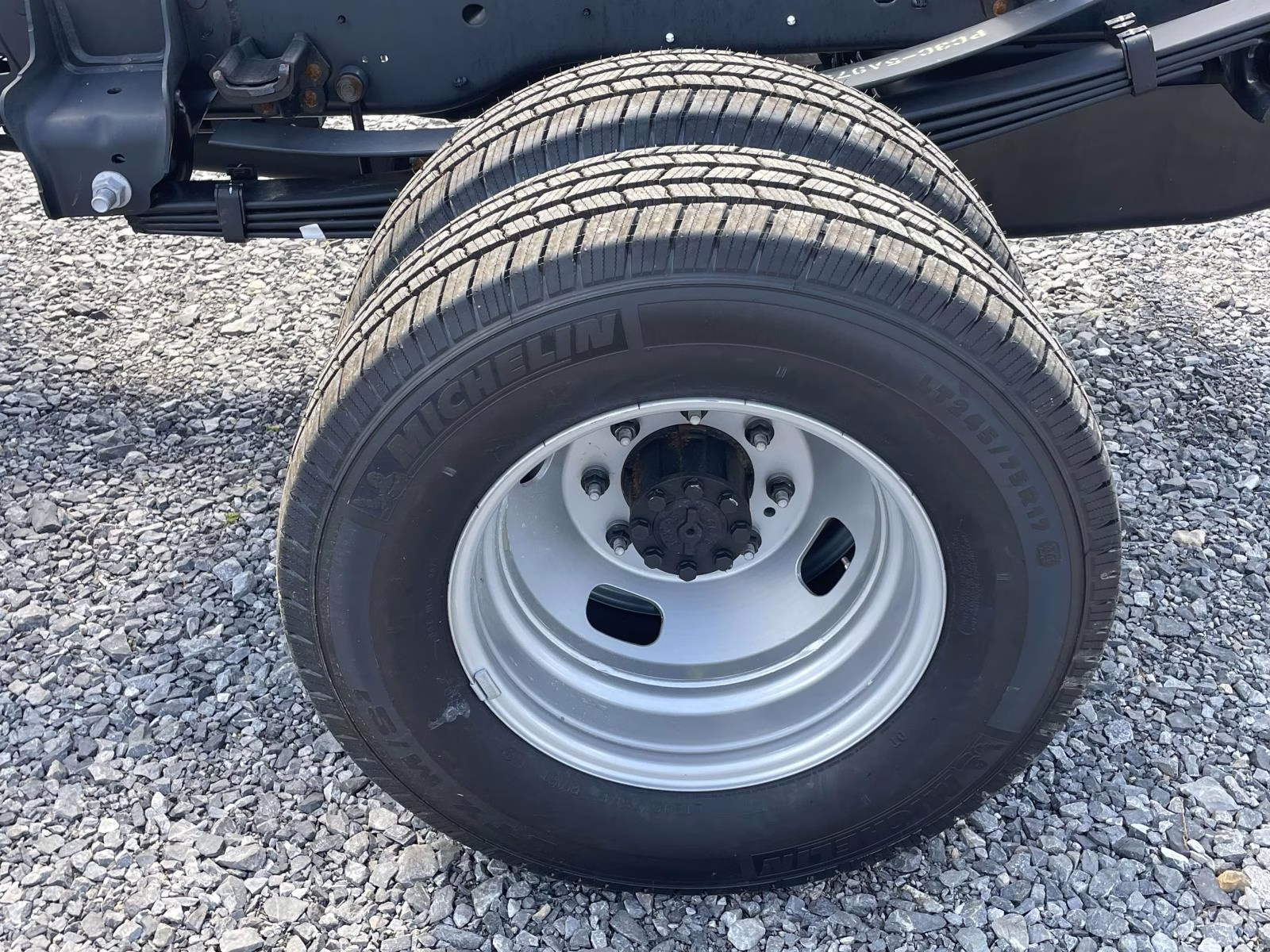 2026 Oxford White Ford Super Duty F-350 DRW XL 4X4 Chassis