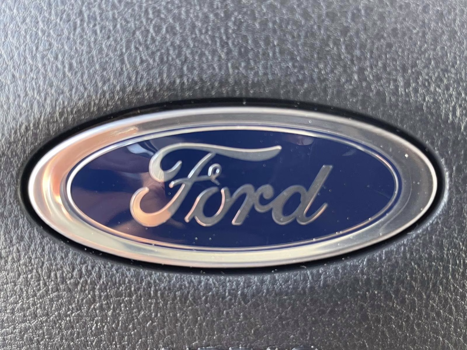 2026 Oxford White Ford Super Duty F-450 DRW XL RWD Chassis