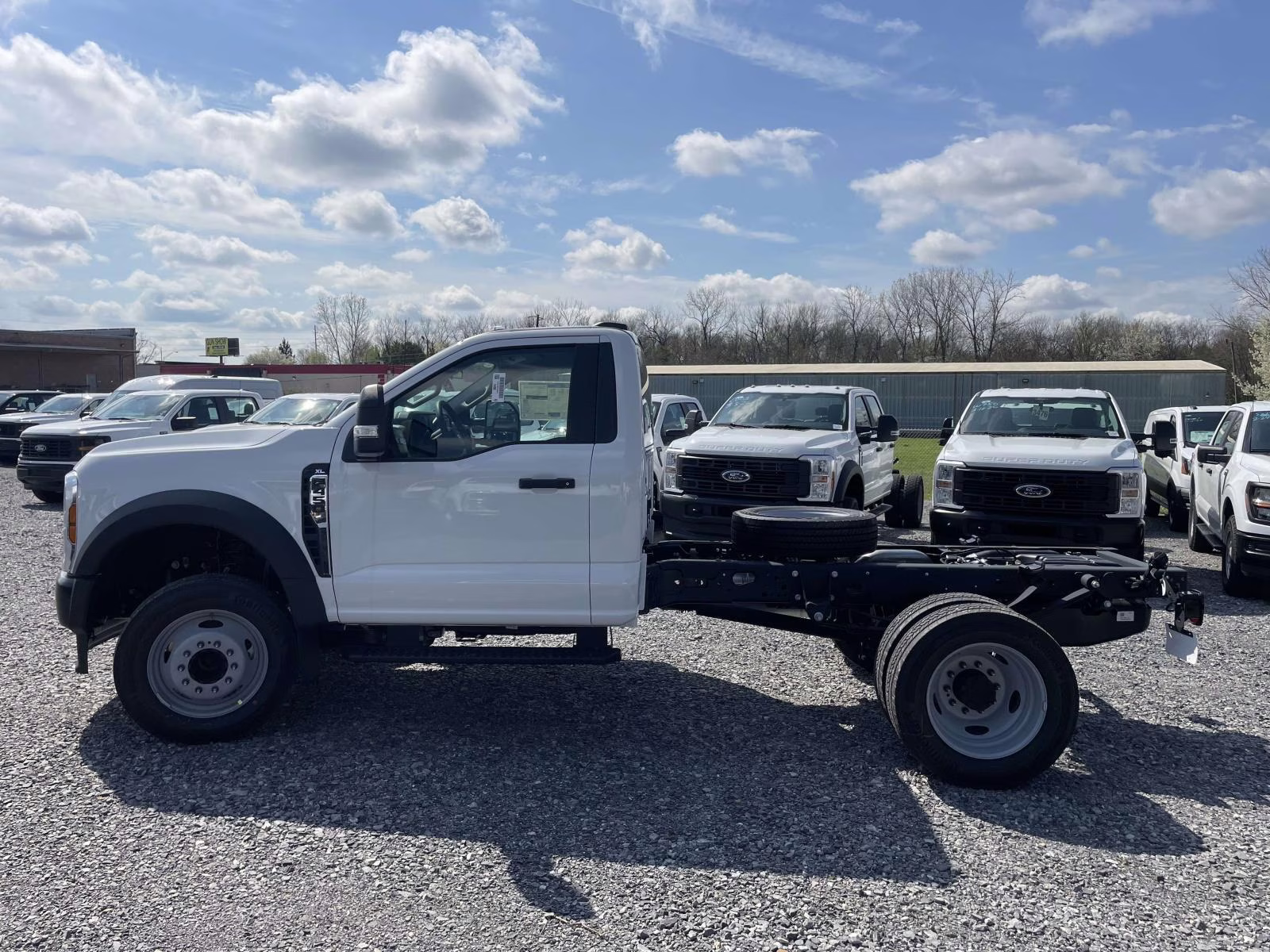 2026 Oxford White Ford Super Duty F-450 DRW XL 4X4 Chassis