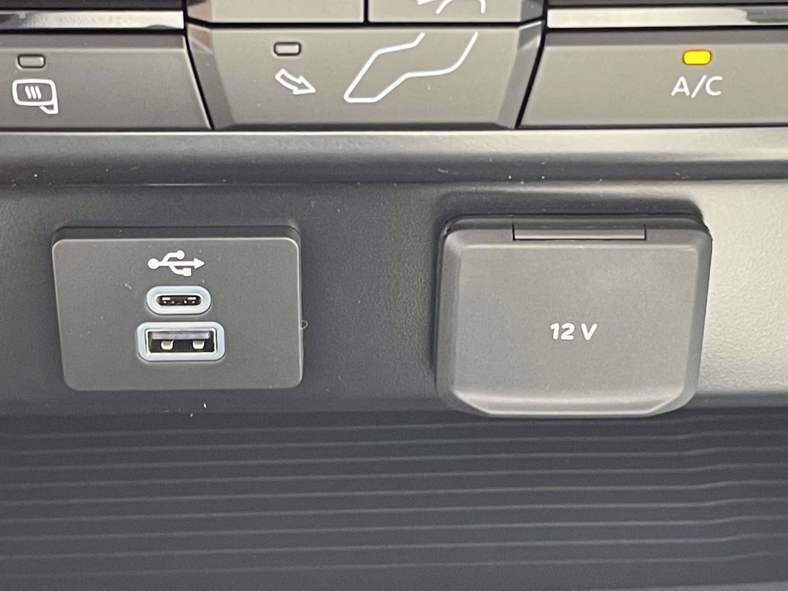 2026 Oxford White Ford Super Duty F-450 DRW XL 4X4 Chassis