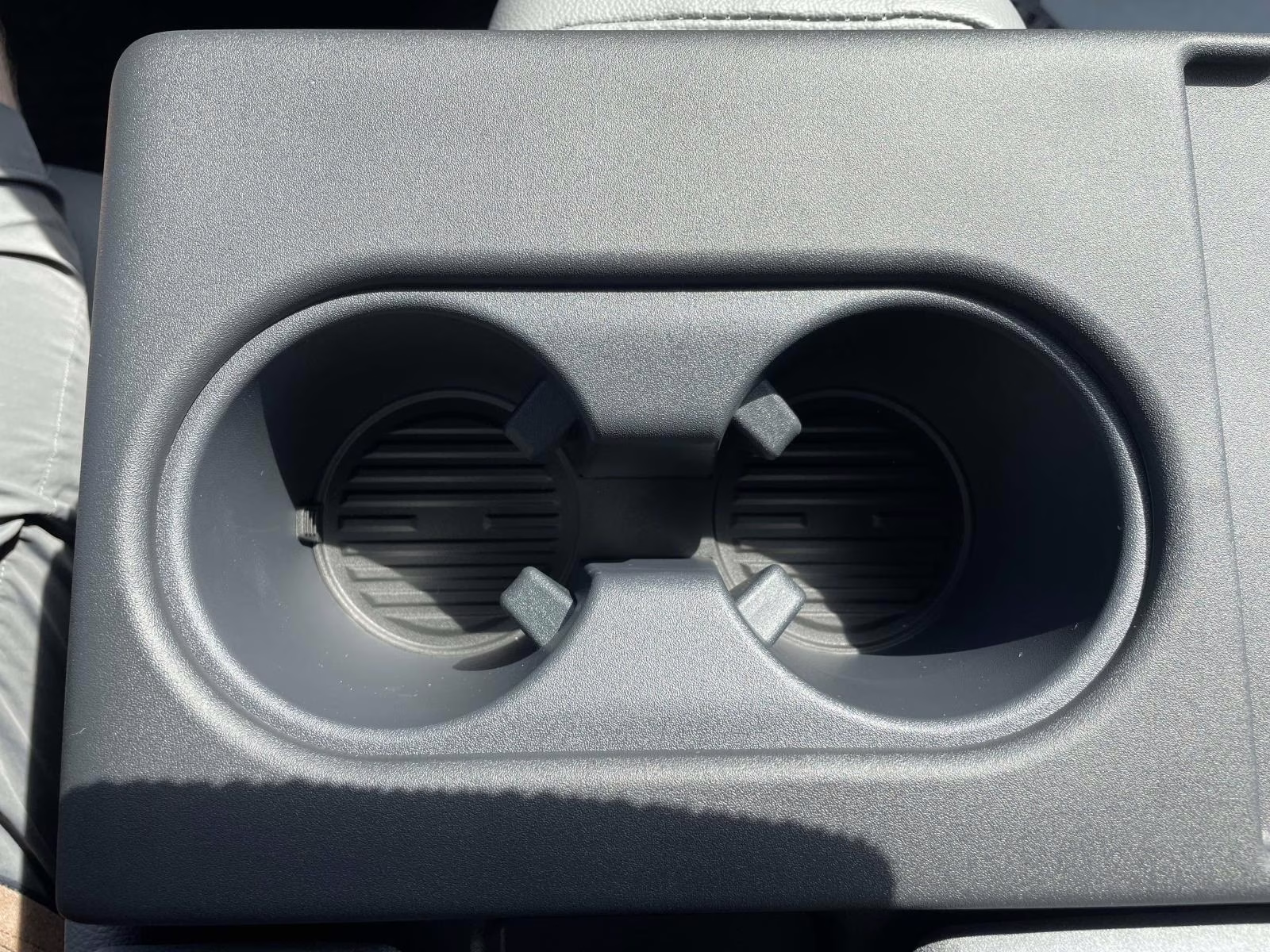 2026 Oxford White Ford Super Duty F-550 DRW XL RWD Chassis