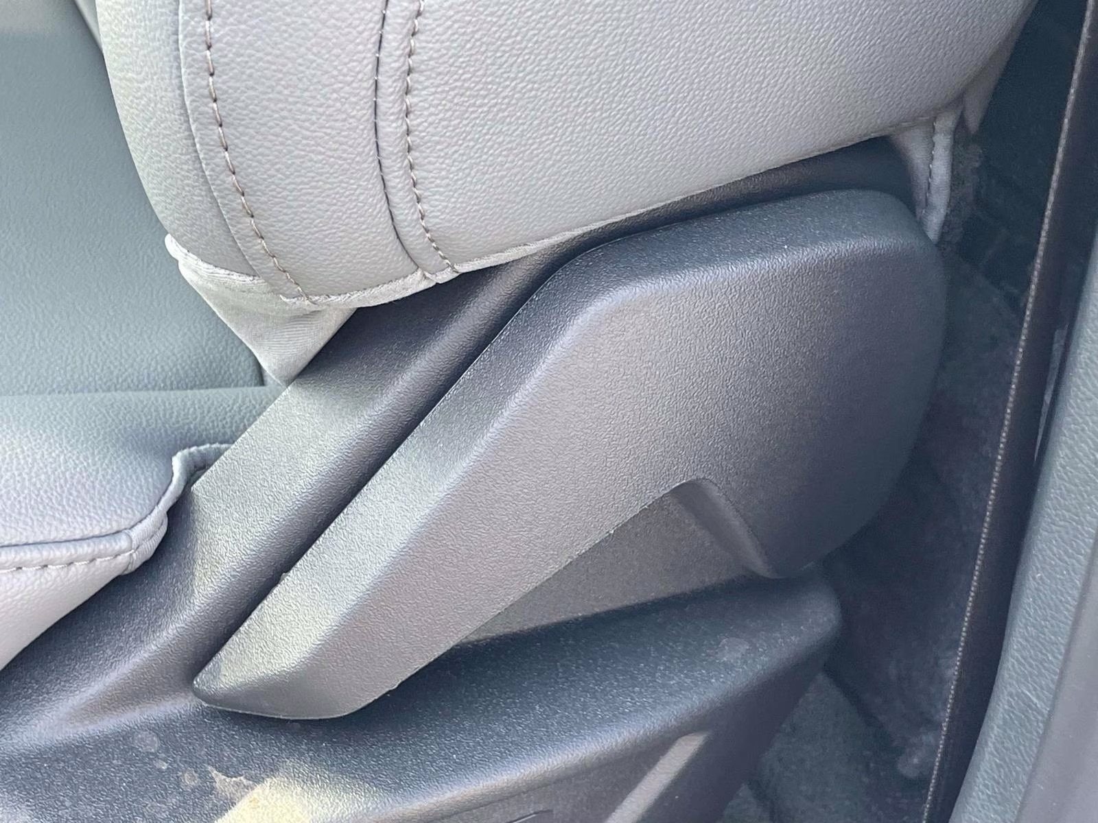 2026 Oxford White Ford Super Duty F-550 DRW XL 4X4 Chassis