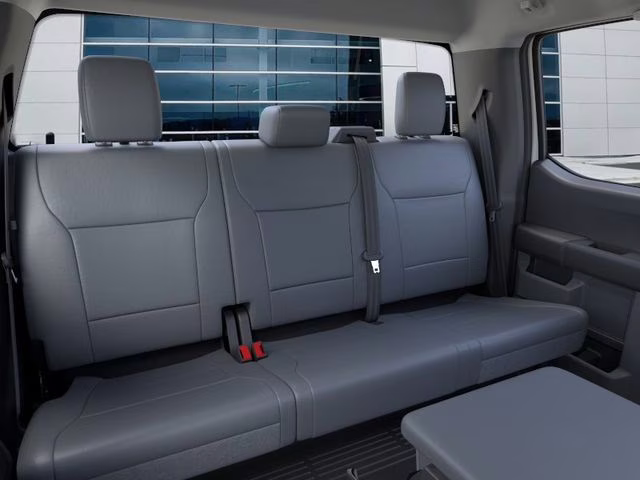 2026 Oxford White Ford Super Duty F-250 SRW XL 4X4 Truck