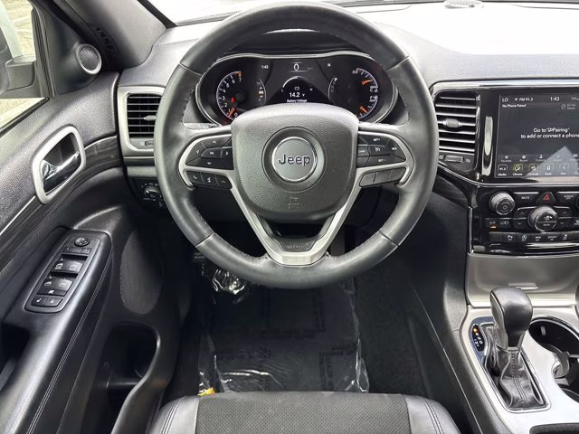 2022 Bright White Clearcoat Jeep Grand Cherokee WK Laredo X RWD SUV