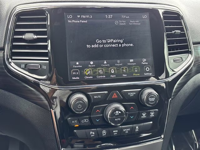 2022 Bright White Clearcoat Jeep Grand Cherokee WK Laredo X RWD SUV