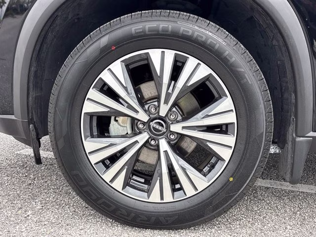 2023 Super Black Nissan Rogue SV FWD SUV