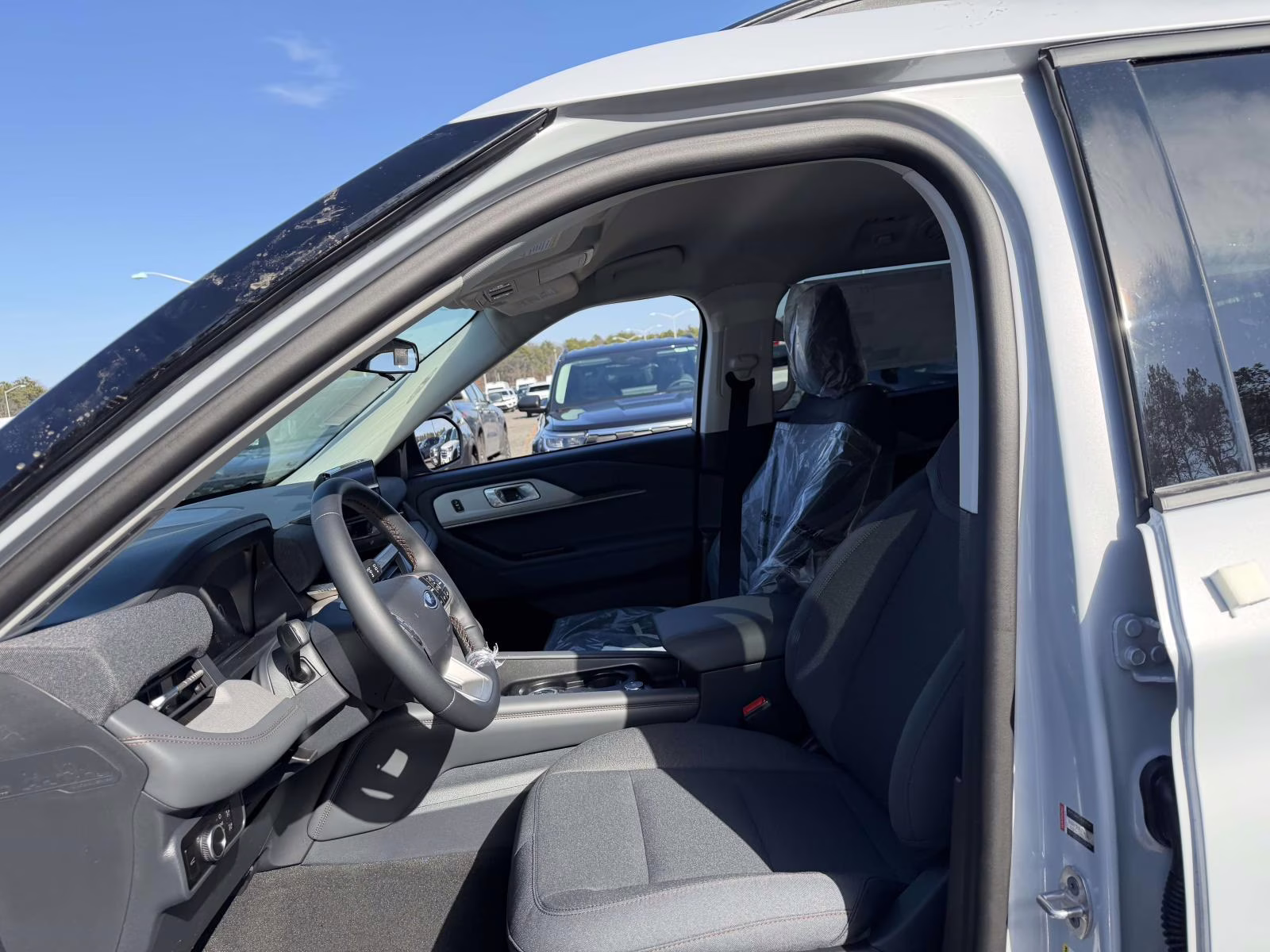 2026 White Ford Explorer Active 4X4 SUV