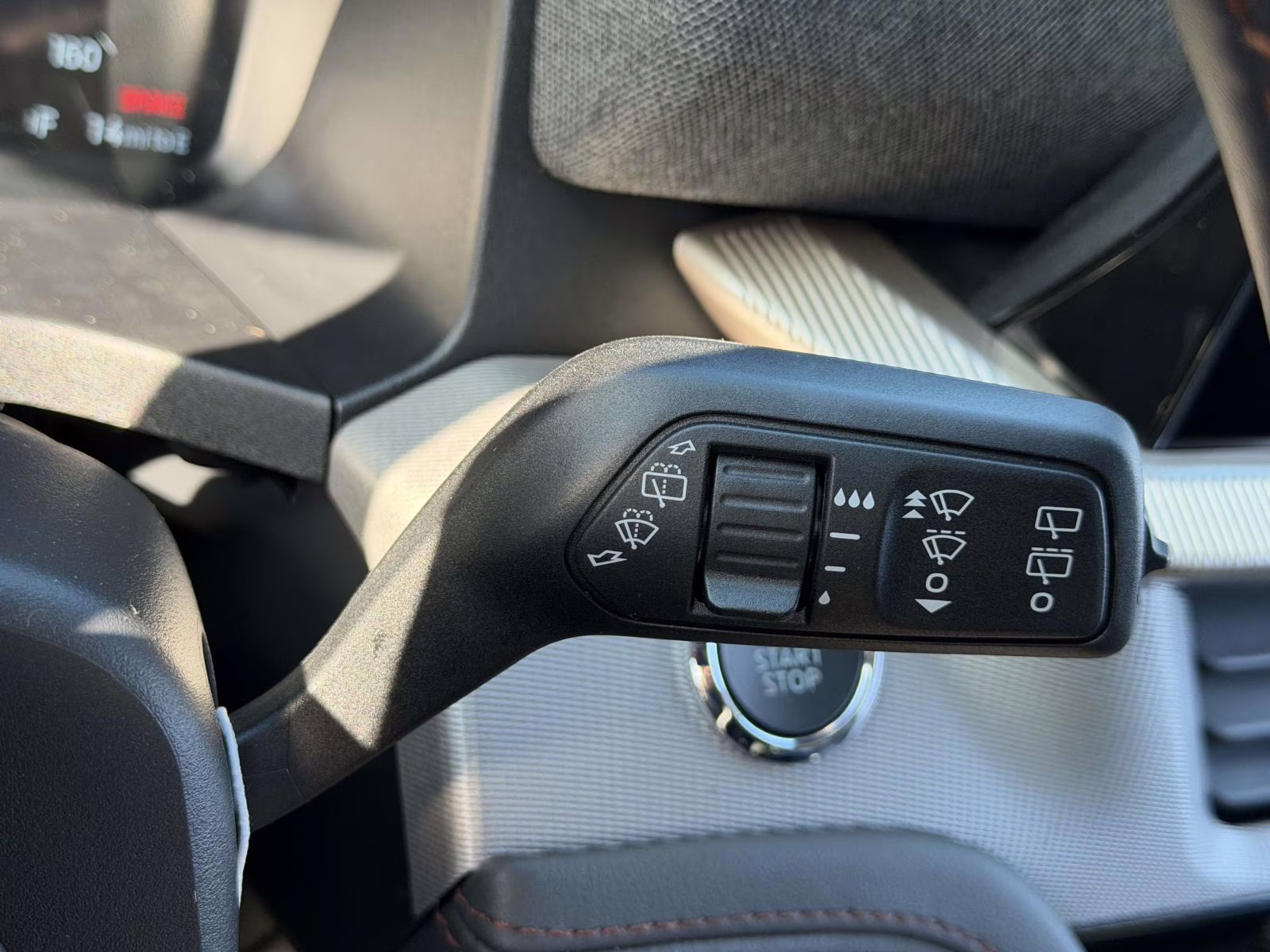 2026 White Ford Explorer Active 4X4 SUV