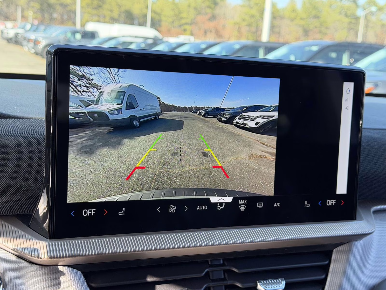 2026 White Ford Explorer Active 4X4 SUV