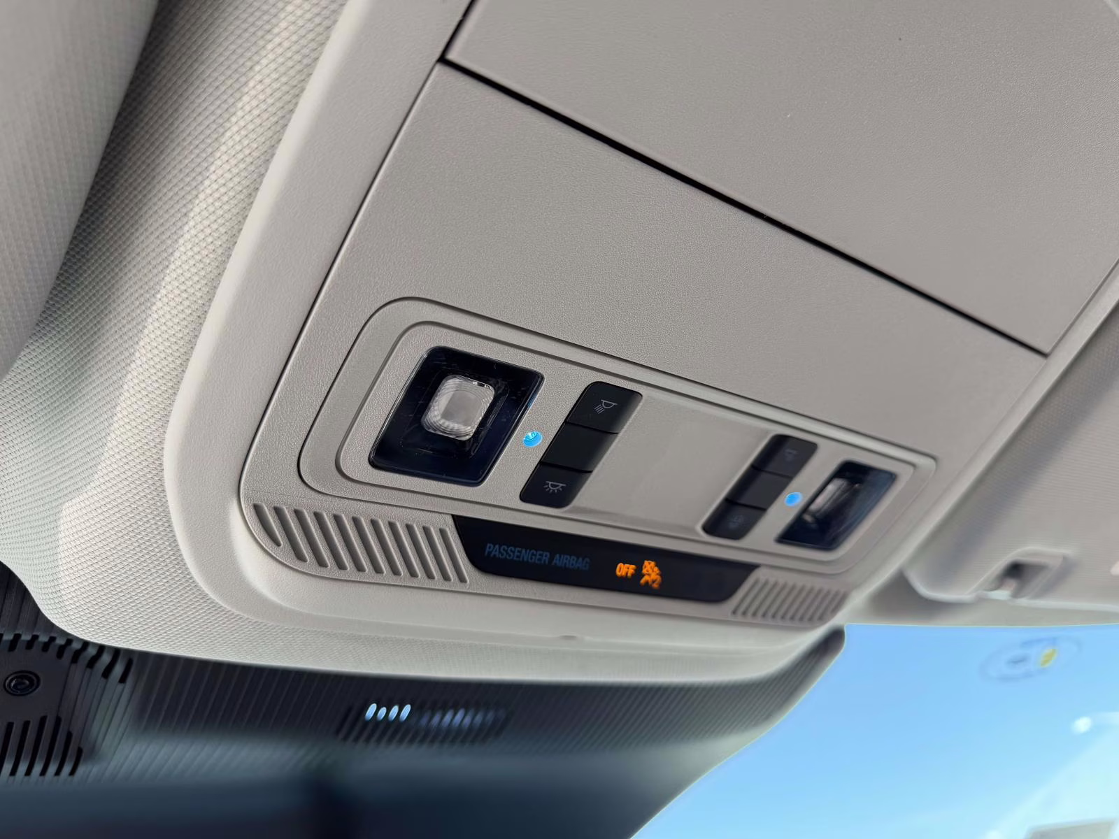 2026 White Ford Explorer Active 4X4 SUV