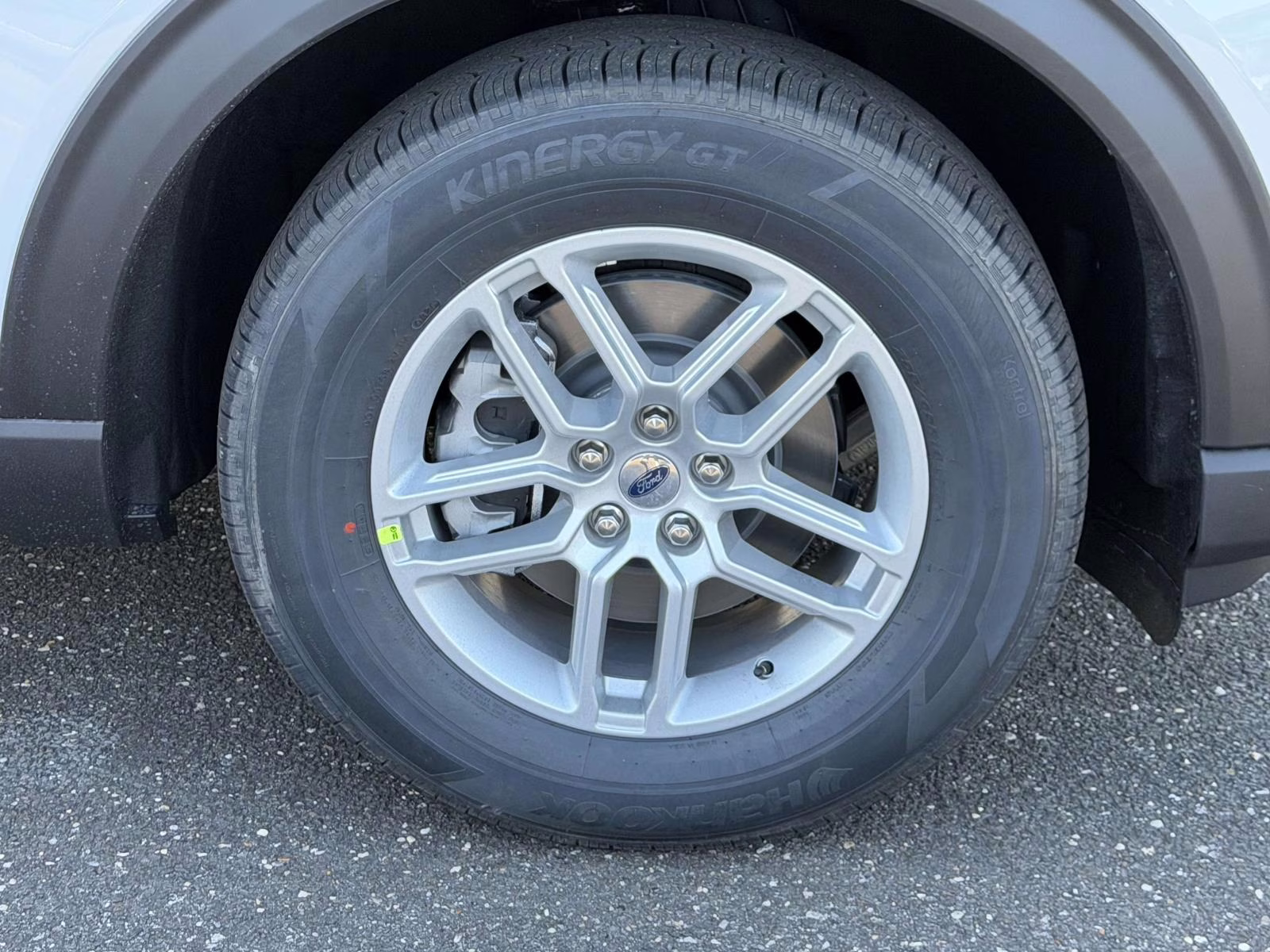 2026 White Ford Explorer Active 4X4 SUV