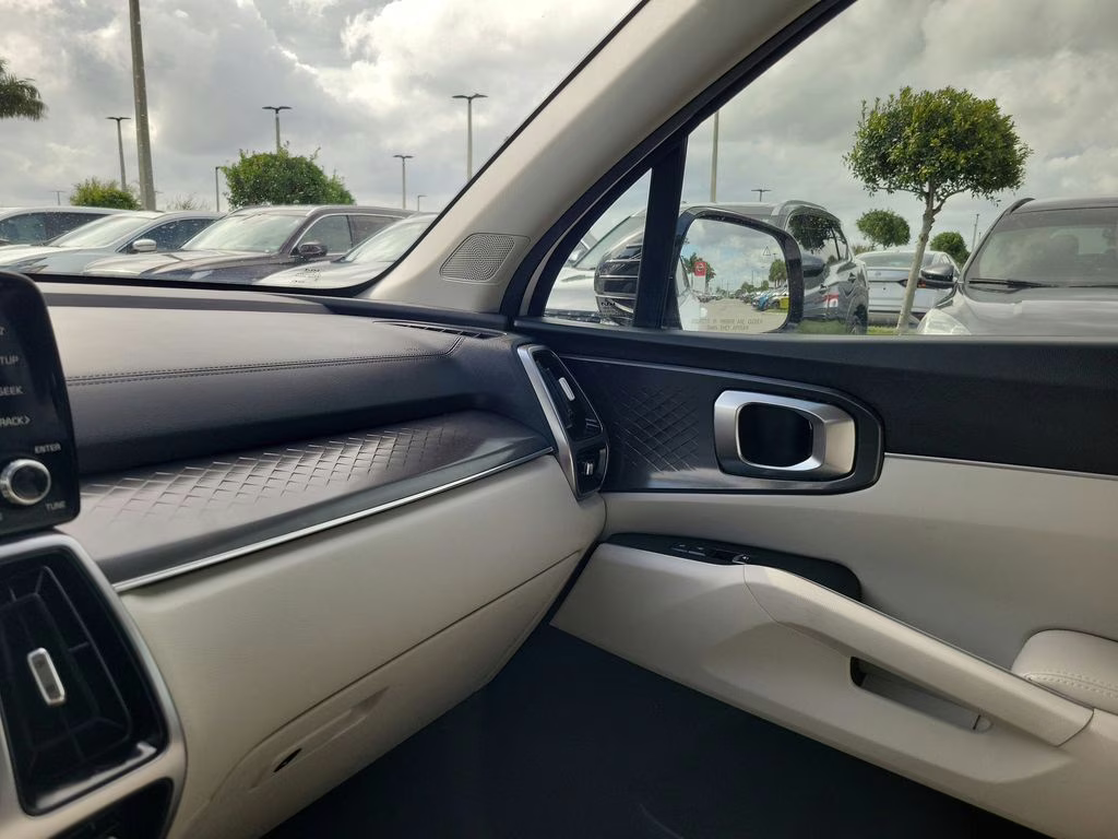 2023 Glacial White Pearl Kia Sorento S FWD SUV