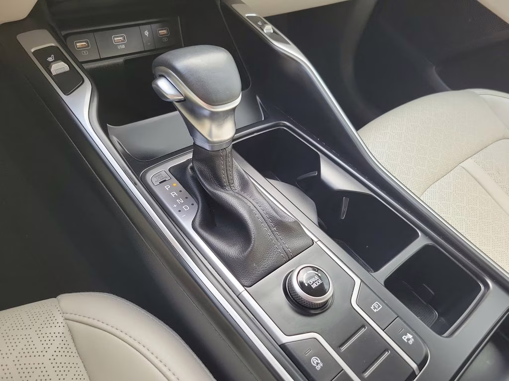 2023 Glacial White Pearl Kia Sorento S FWD SUV
