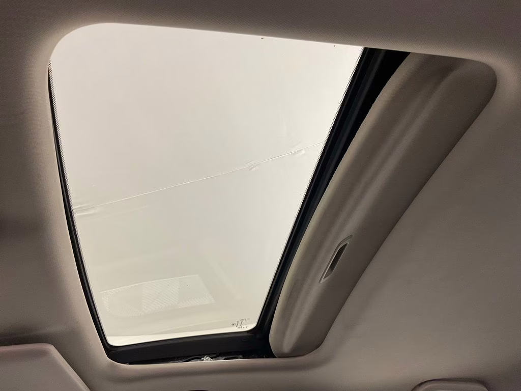 2014 White Acura ILX 2.0L FWD Sedan