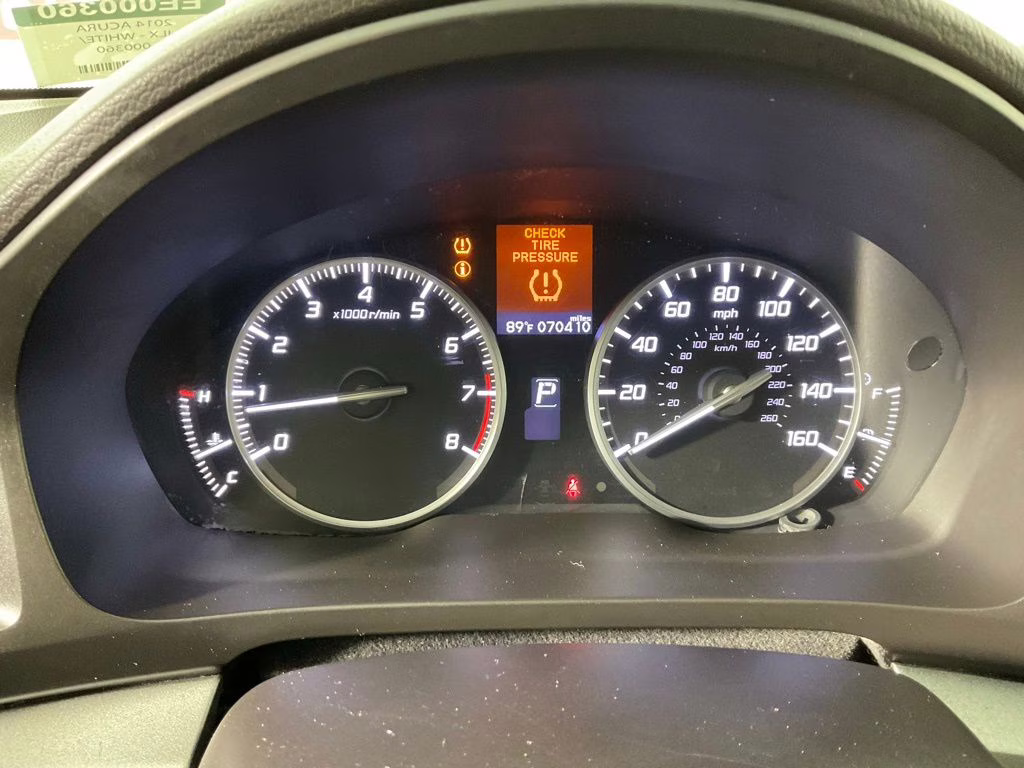 2014 White Acura ILX 2.0L FWD Sedan