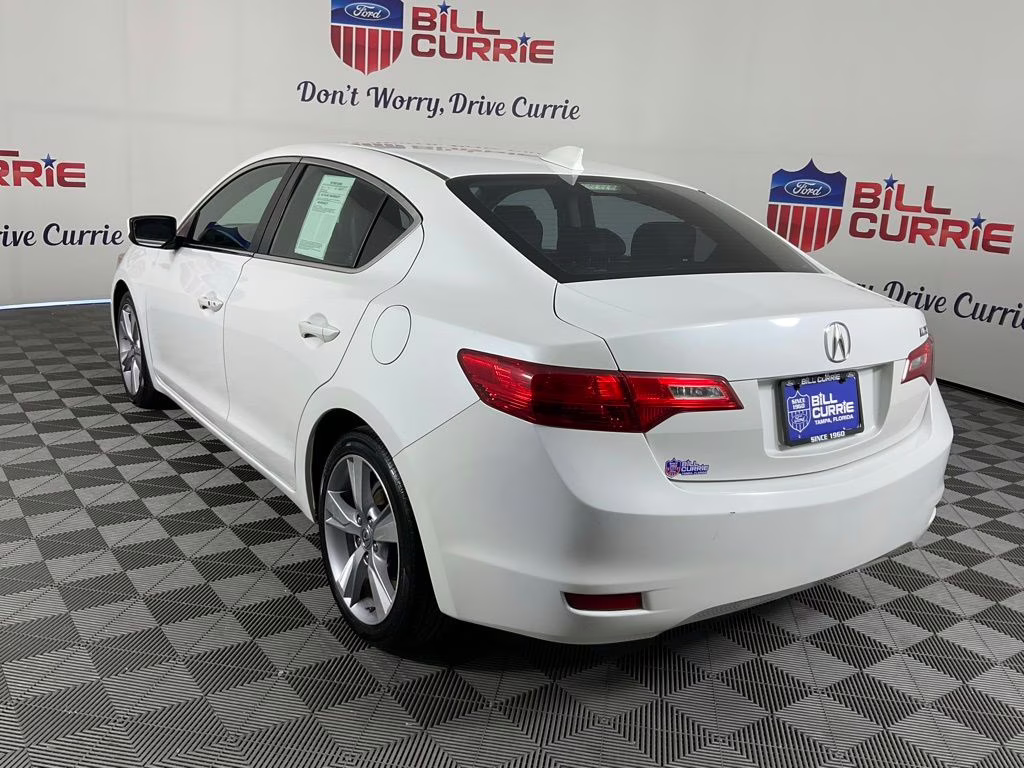 2014 White Acura ILX 2.0L FWD Sedan