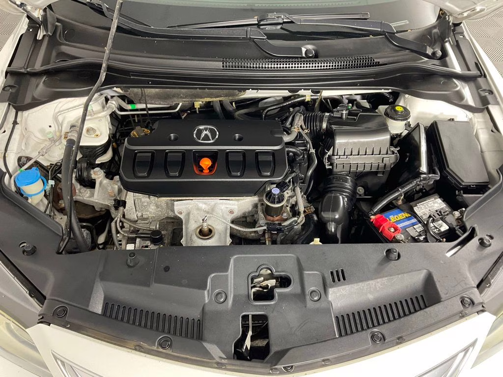 2014 White Acura ILX 2.0L FWD Sedan