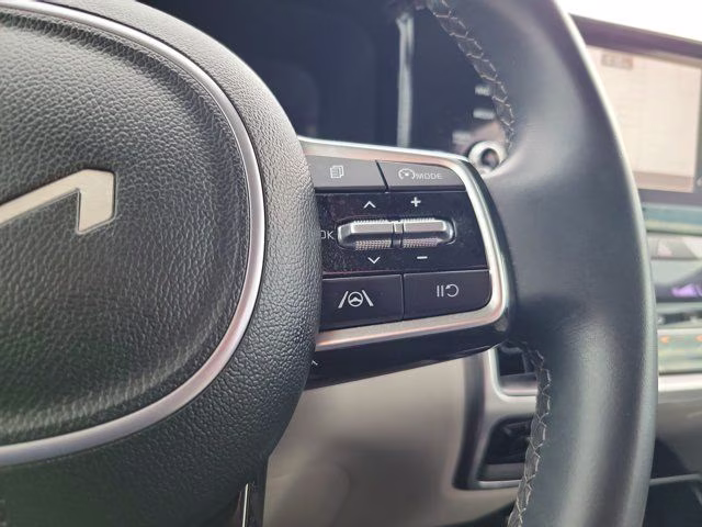 2023 Glacial White Pearl Kia Sorento S FWD SUV
