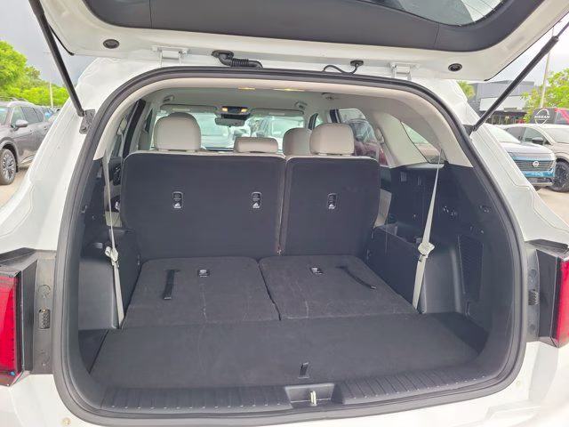 2023 Glacial White Pearl Kia Sorento S FWD SUV