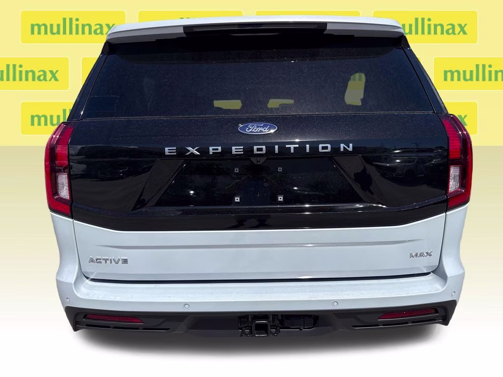 2026 Silver Metallic Ford Expedition Max Active RWD SUV