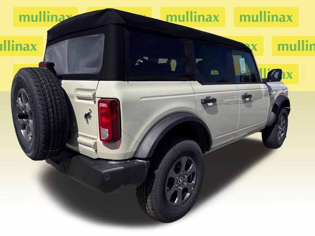2026 Desert Sand Ford Bronco Big Bend 4X4 SUV