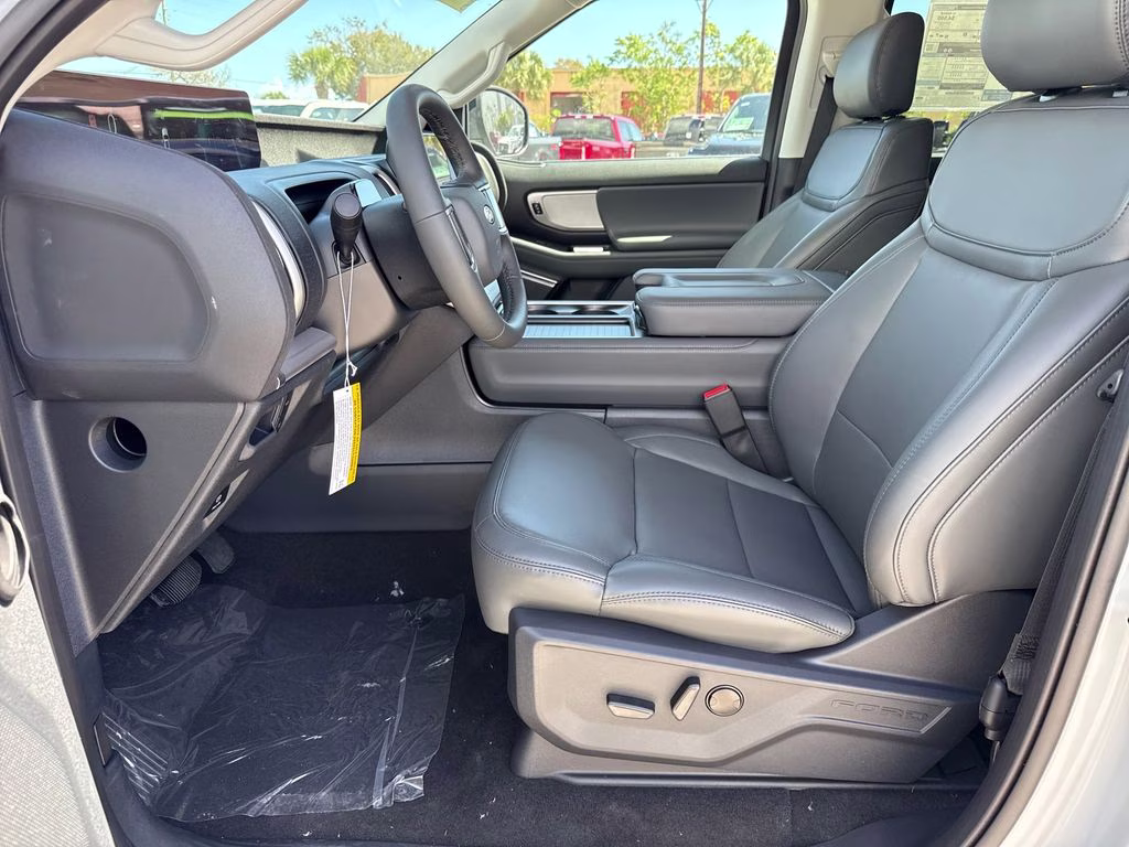 2026 Silver Metallic Ford Expedition Max Active RWD SUV