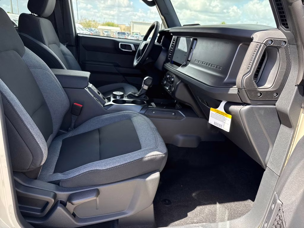 2026 Desert Sand Ford Bronco Big Bend 4X4 SUV