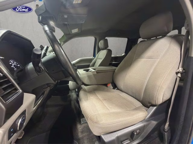 2020 Velocity Blue Metallic Ford F-150 XLT 4X4 Truck