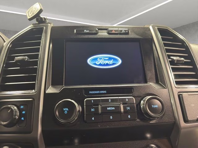 2020 Velocity Blue Metallic Ford F-150 XLT 4X4 Truck