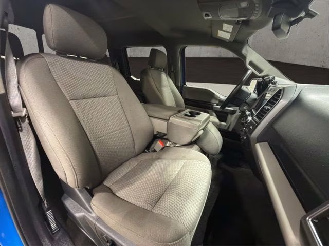 2020 Velocity Blue Metallic Ford F-150 XLT 4X4 Truck