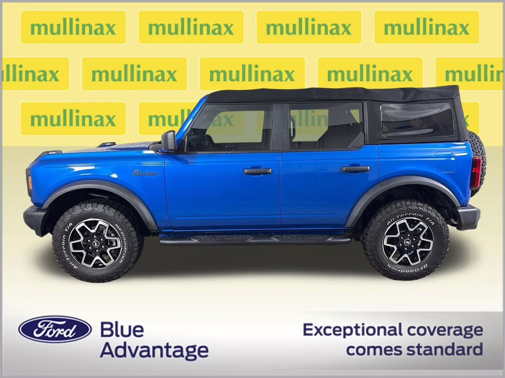 2022 Blue Metallic Ford Bronco Base 4X4 SUV