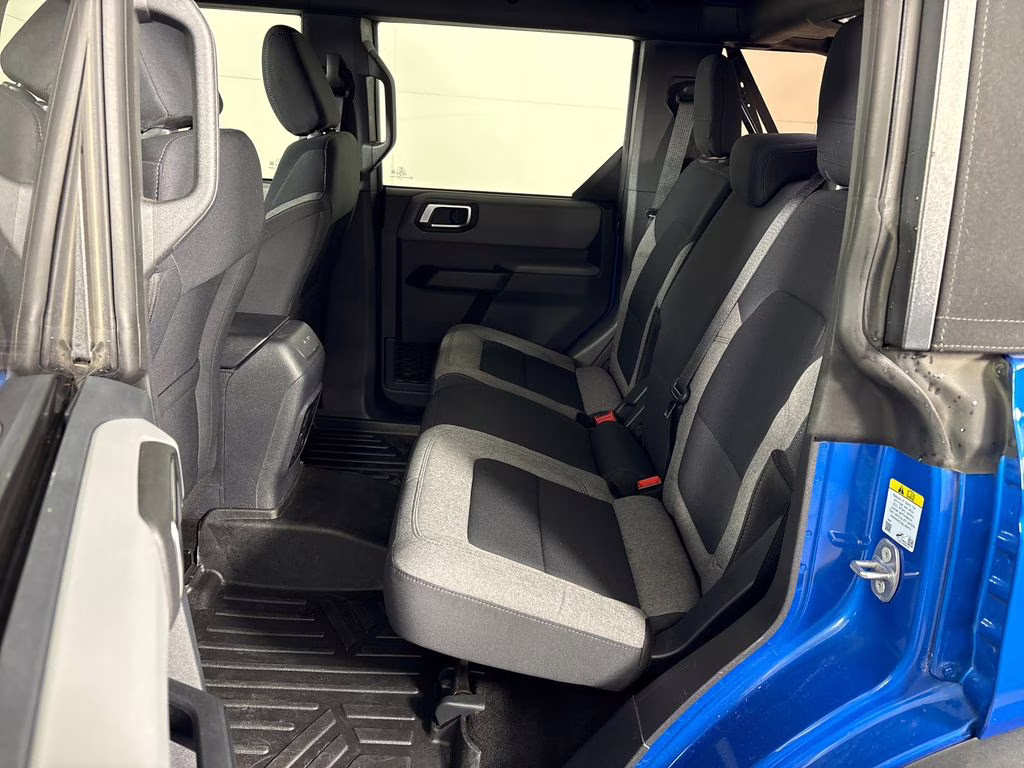 2022 Blue Metallic Ford Bronco Base 4X4 SUV