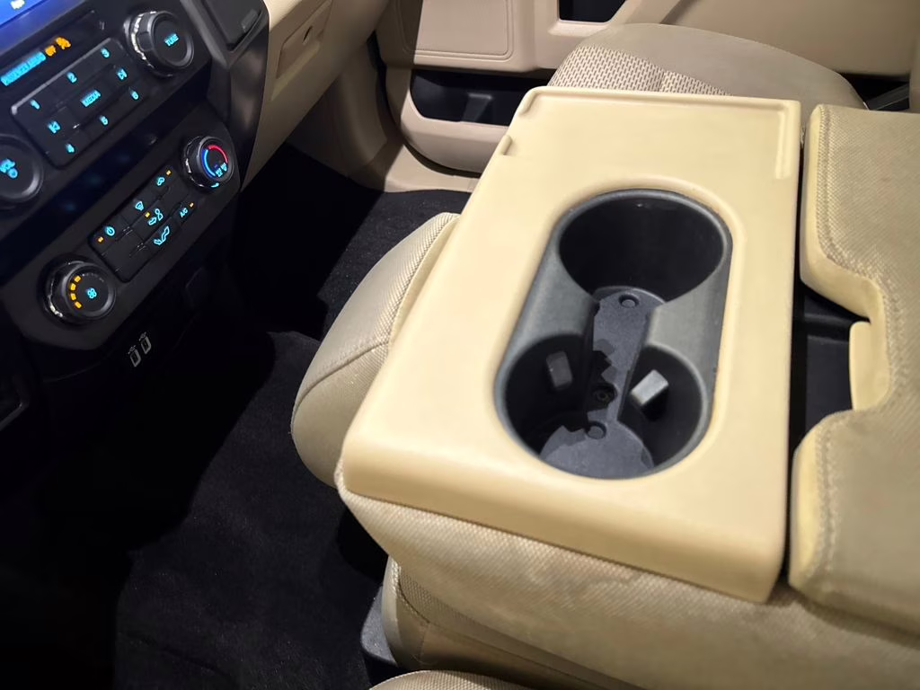 2020 Magnetic Metallic Ford F-150 XLT RWD Truck