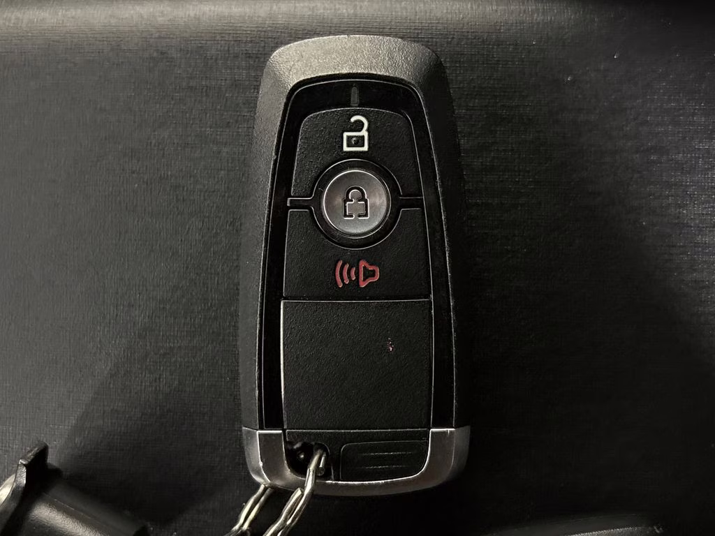 2022 Blue Metallic Ford Bronco Base 4X4 SUV