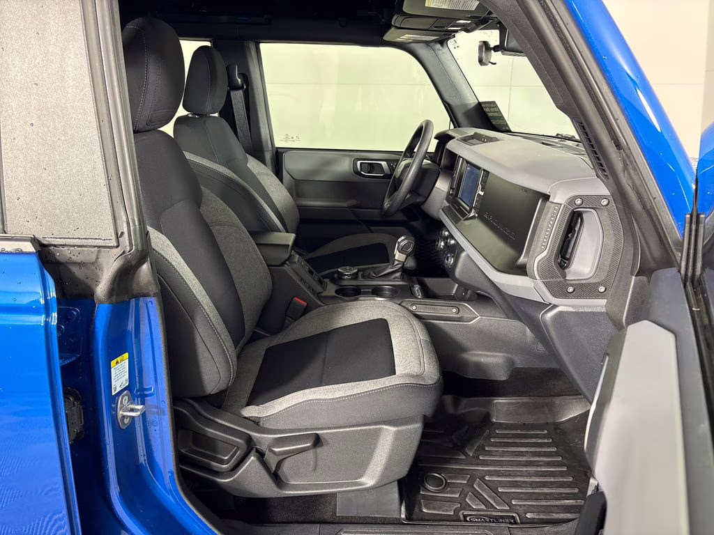 2022 Blue Metallic Ford Bronco Base 4X4 SUV