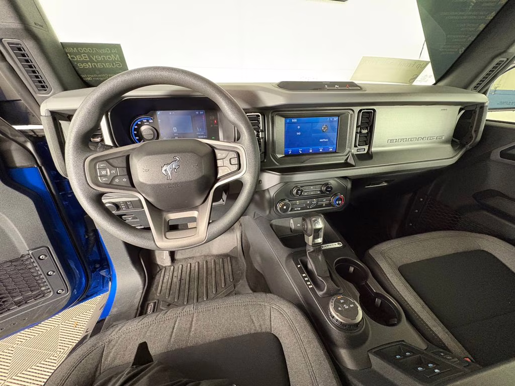 2022 Blue Metallic Ford Bronco Base 4X4 SUV