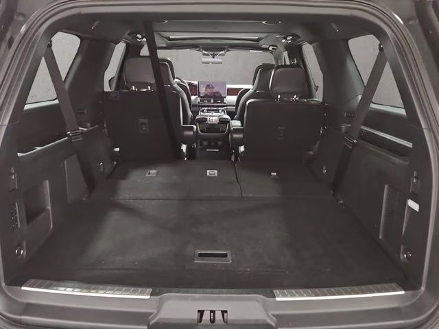 2023 Infinite Black Metallic Clearcoat Lincoln Navigator L Reserve 4X4 SUV