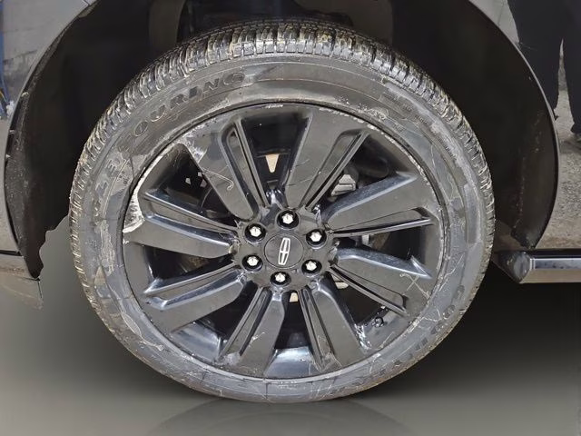 2023 Infinite Black Metallic Clearcoat Lincoln Navigator L Reserve 4X4 SUV