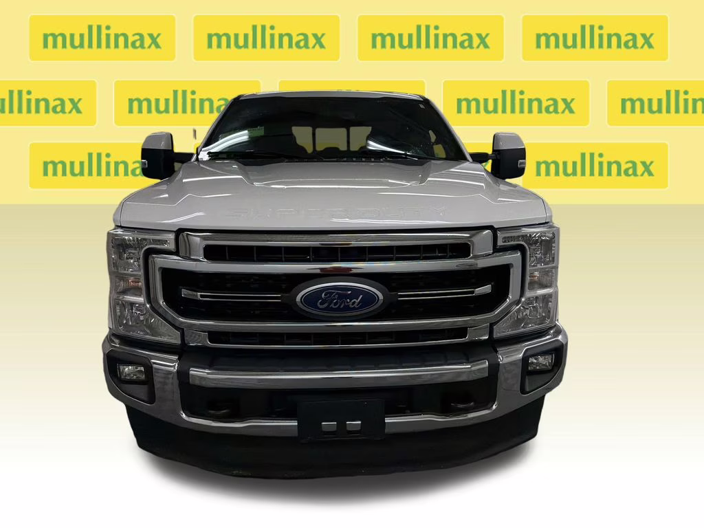 2022 White Metallic Ford Super Duty F-250 SRW Lariat 4X4 Truck