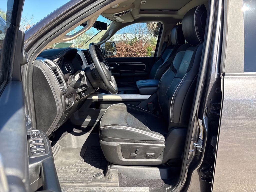 2021 Granite Crystal Metallic Clearcoat Ram 2500 Laramie 4X4 Truck