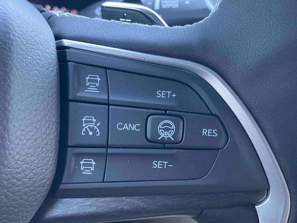 2026 Bright White Clearcoat Jeep Grand Cherokee L Limited RWD SUV