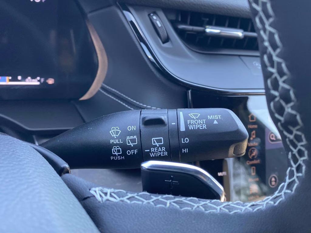 2026 Bright White Clearcoat Jeep Grand Cherokee L Limited RWD SUV