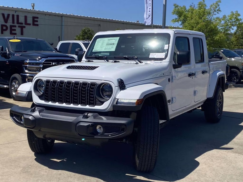 2026 Bright White Clearcoat Jeep Gladiator Sport S 4X4 Truck