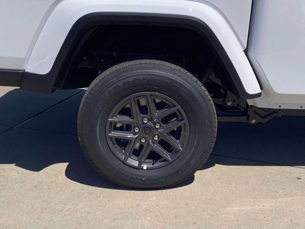 2026 Bright White Clearcoat Jeep Gladiator Sport S 4X4 Truck