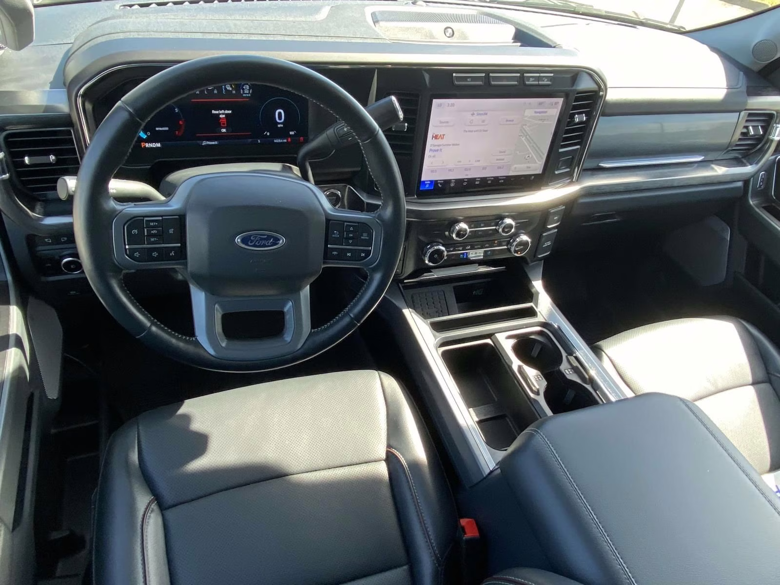 2024 White Metallic Ford Super Duty F-250 SRW Lariat 4X4 Truck