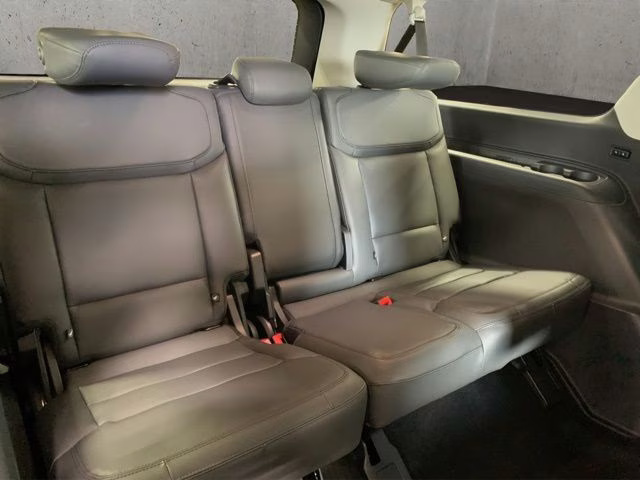 2026 Glacier Gray Metallic Tri-Coat Ford Expedition Max Active 4X4 SUV