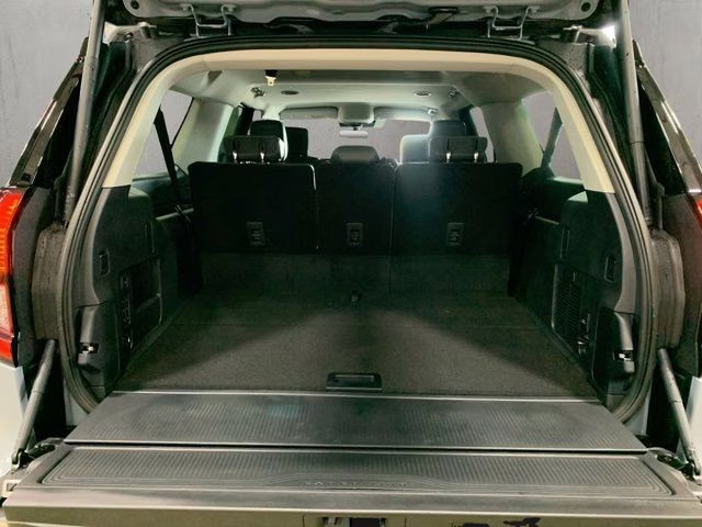 2026 Glacier Gray Metallic Tri-Coat Ford Expedition Max Active 4X4 SUV