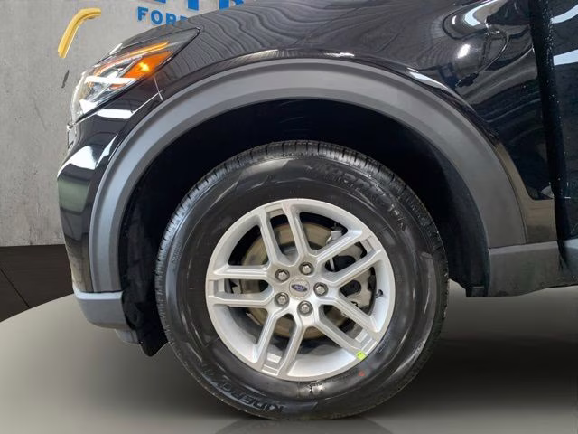 2026 Black Ford Explorer Active 4X4 SUV